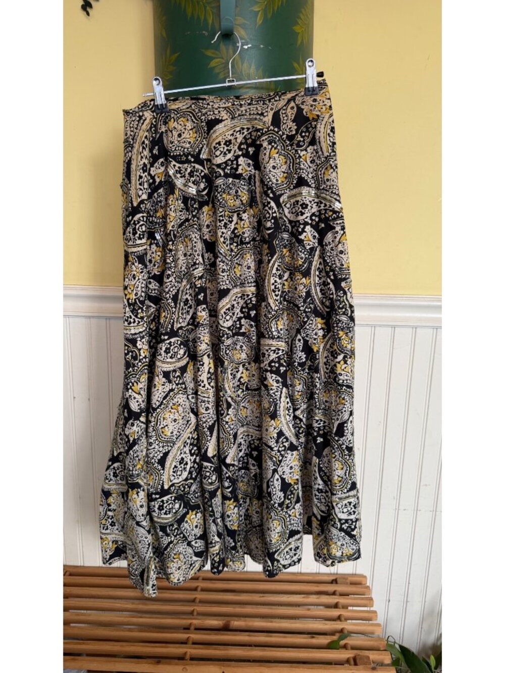Mlle Gabrielle Womens Black & Yellow Paisley Maxi Skirt 2X Cotton Made In India